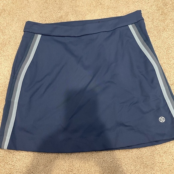 Gfore Tux 4-Way Stretch Twill Golf Skort Slate Blue 8 NWOT - Picture 3 of 5